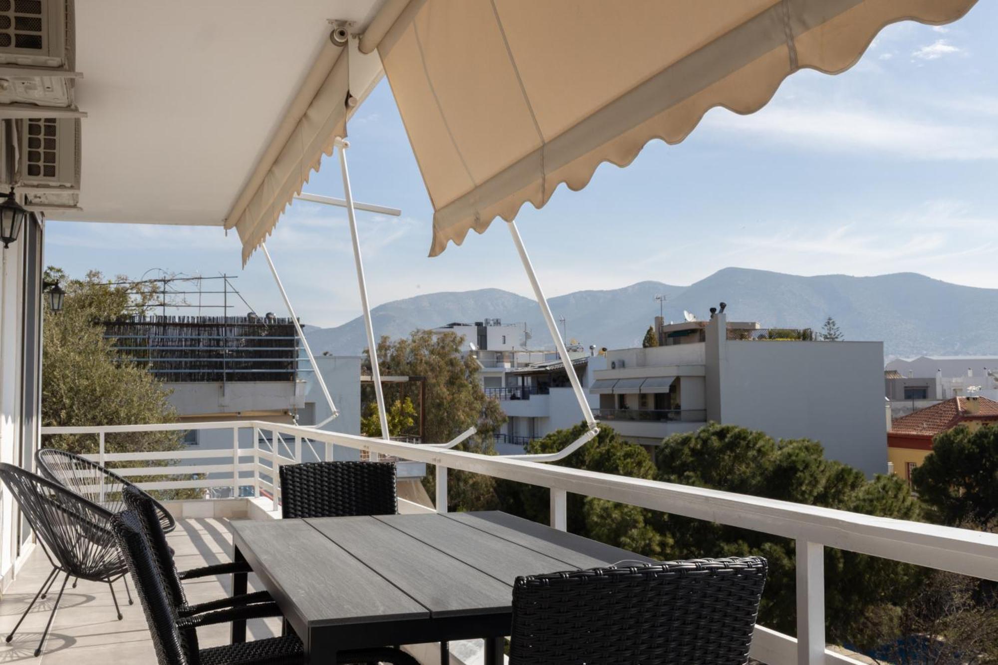 Luxurious 3-Bedroom Seaside Retreat Fully Renovated In 2025 Atenas Exterior foto