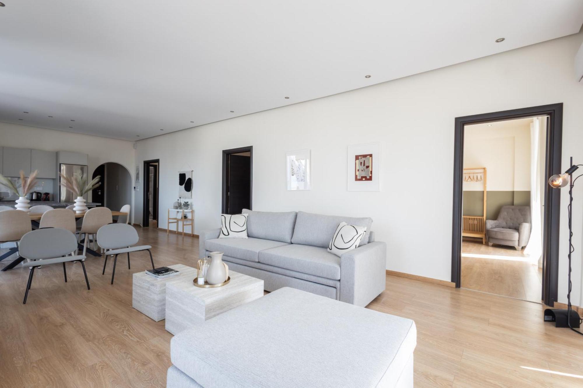 Luxurious 3-Bedroom Seaside Retreat Fully Renovated In 2025 Atenas Exterior foto