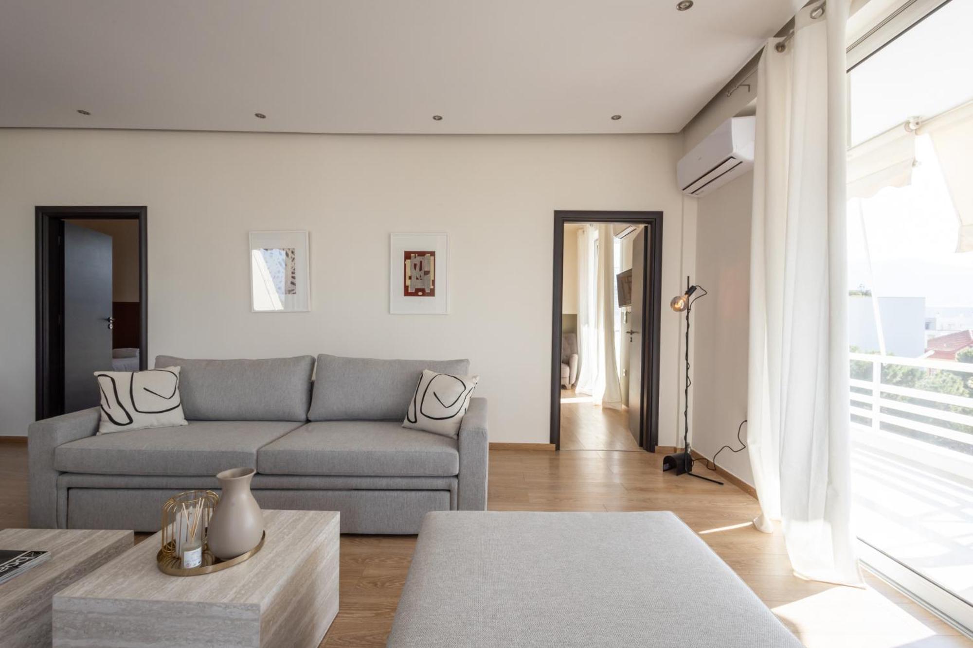 Luxurious 3-Bedroom Seaside Retreat Fully Renovated In 2025 Atenas Exterior foto