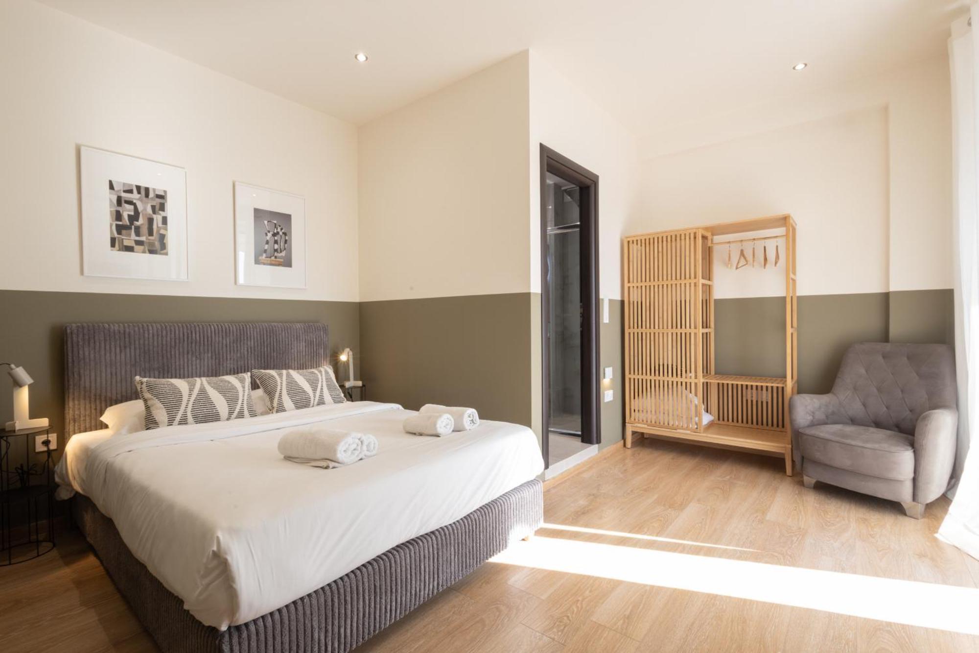 Luxurious 3-Bedroom Seaside Retreat Fully Renovated In 2025 Atenas Exterior foto
